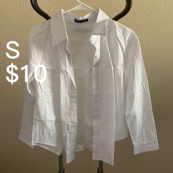 Blouses bundle - Picture 2 of 3